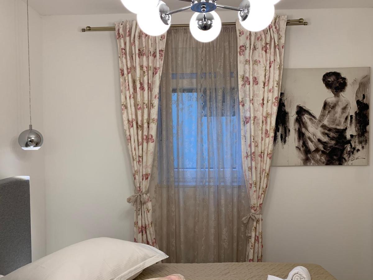 Apartman Onavi Makarska Esterno foto