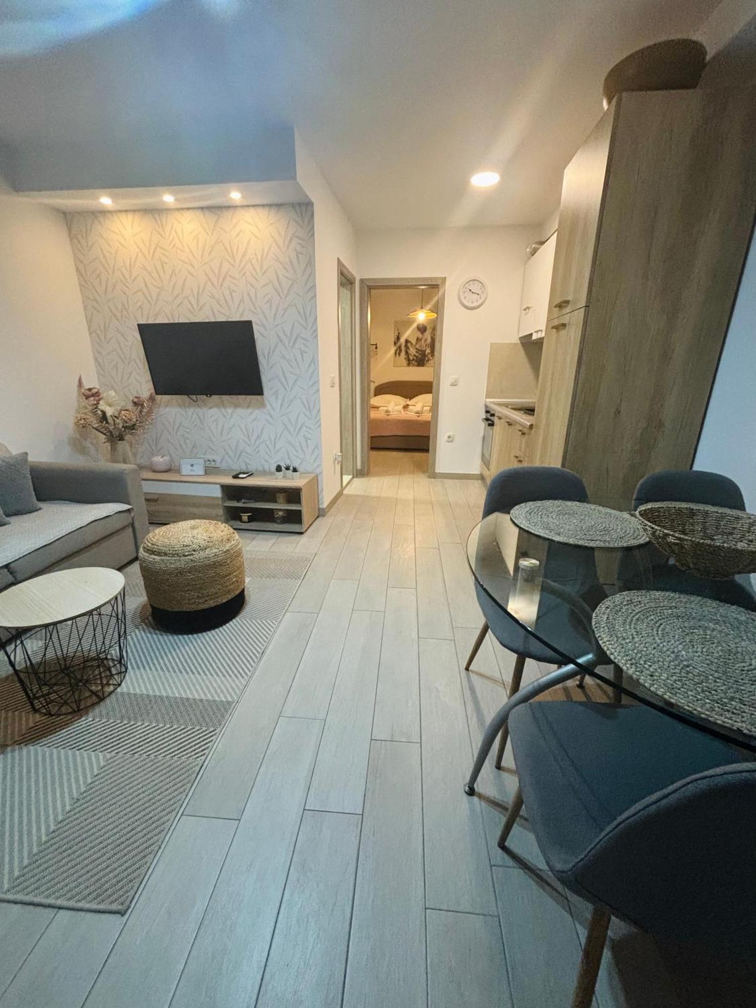 Apartman Onavi Makarska Esterno foto
